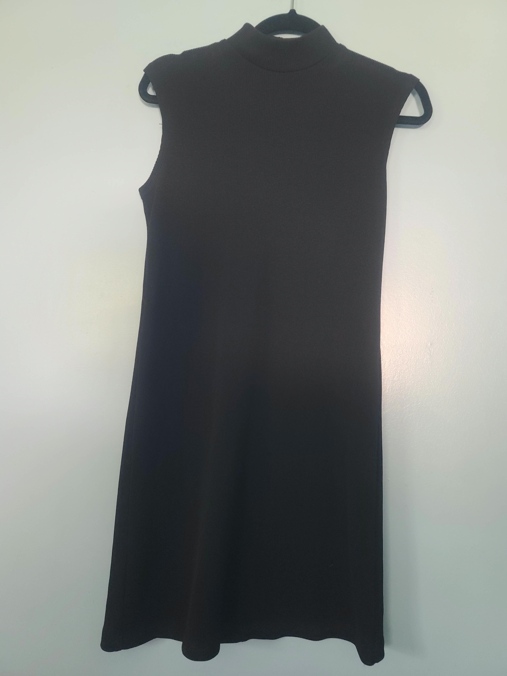 dressbarn Sleeveless Black Turtleneck Shift Dress